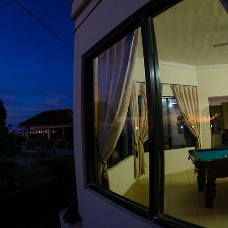 Seaview Beach Resort Jepara Exterior photo
