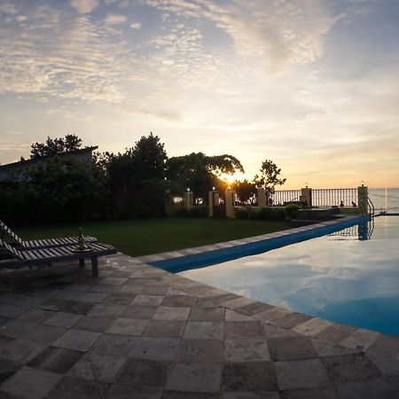 Seaview Beach Resort Jepara Exterior photo